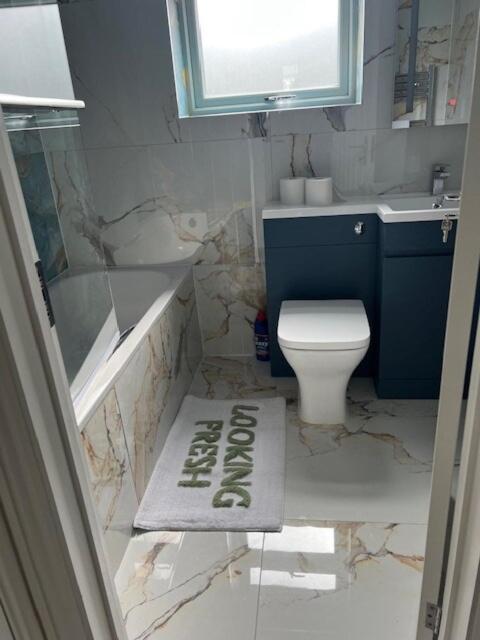 Graveney House -sleeps 8 - Zone 3 Сasa de vacaciones *